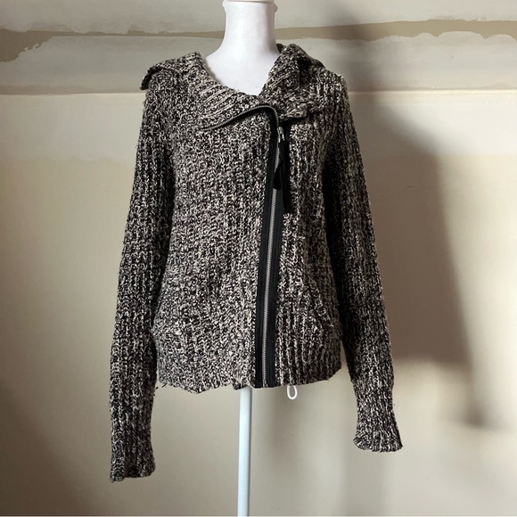 Free People Asymmetrical Moto Zip Knit Sweater Jacket size Medium - Picture 3 of 10